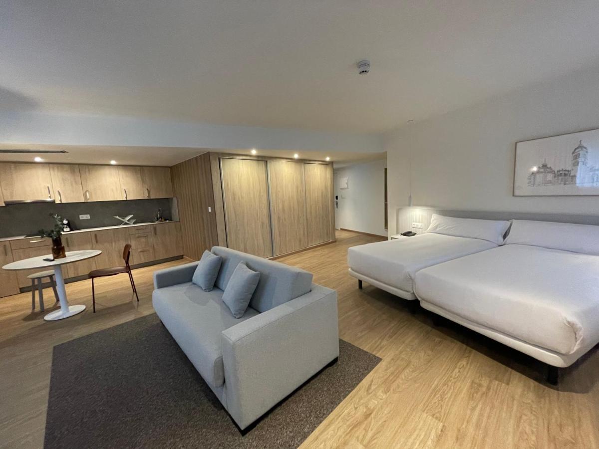 Apartamentos Forum Ceao Луго Екстер'єр фото